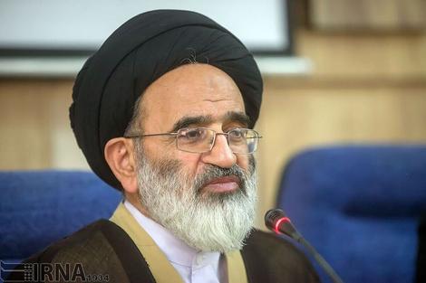 مواظب باشیم مبادا به زور صلح به رهبرمان تحمیل شود