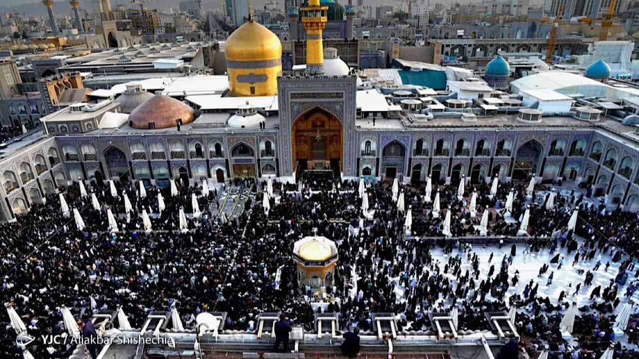 ساده‌زیستی درسی از سیره امام رضا (ع)