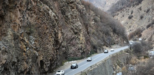 ترافیک سنگین در محور چالوس در محدوده پل زنگوله