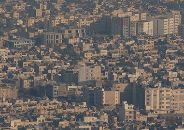 آلودگی هوا مراکز آموزشی و ورزشی در مشهد را تعطیل کرد