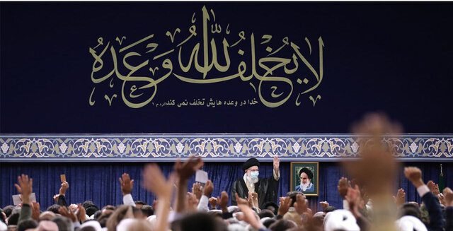 رهبر انقلاب: آمریکا گروهی برای بحران‌سازی در کشورها تشکیل داده است/ مردم و مسئولان مراقب باشند