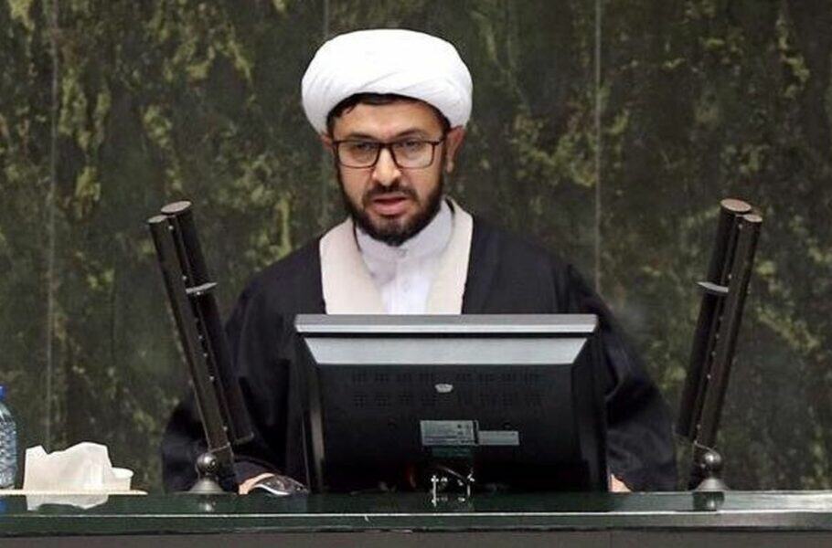 تا زمانی که شبکه‌های اجتماعی فیلتر شده به قوانین ما تمکین نکنند، نمی‌توانیم به آن‌ها اجازه کار دهیم
