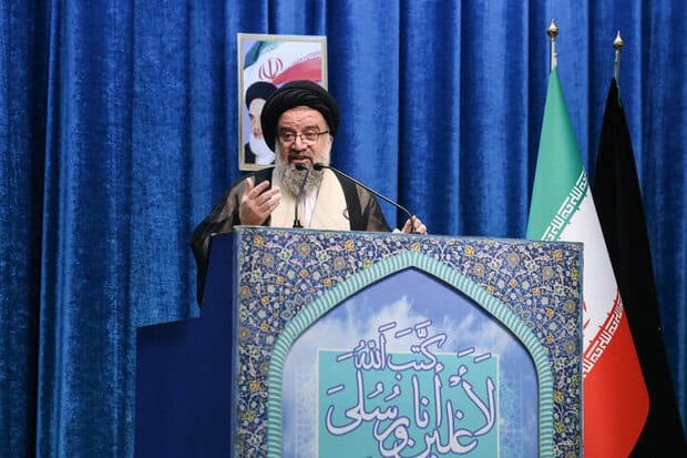 خطیب نماز جمعه تهران: دیدار مردم سیستان و بلوچستان با رهبری، کلیدی بود
