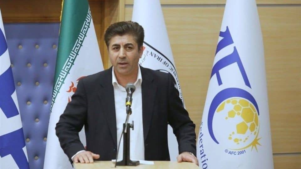 ممبینی: ناظر بازی به دلیل مسائل امنیتی اجازه برگزاری دیدار سپاهان – الاتحاد را نداد