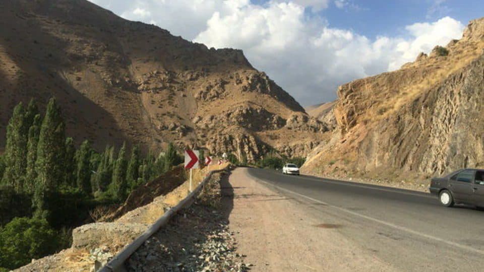 تردد در جاده کرج – چالوس برای افراد محلی است / مسافران اصرار به سفر نکنند