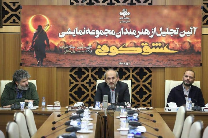 دور صداوسیما سیم خاردار نکشیده‌ایم/کسی از هنرمندان نخواسته بروند