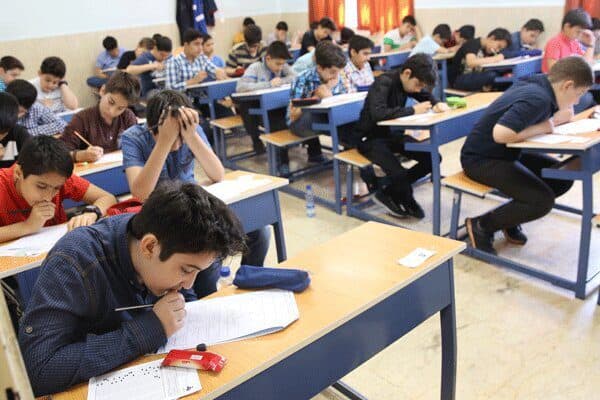 مدارس سفارتخانه‌ها تعطیل شد؟  ثبت‌نام خارج از عرف دانش‌آموزان عادی در این مدارس
