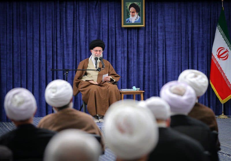 رهبر انقلاب: تشکیل پایگاه فکری تهاجمی را باید از علامه طباطبائی یاد بگیریم