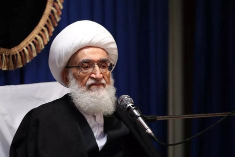 آیت الله نوری همدانی : مساجد رو به خلوت شدن است