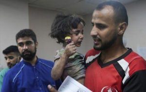 مکرون از آمادگی برای پذیرش کودکان مجروح غزه در بیمارستان‌های فرانسه خبر داد