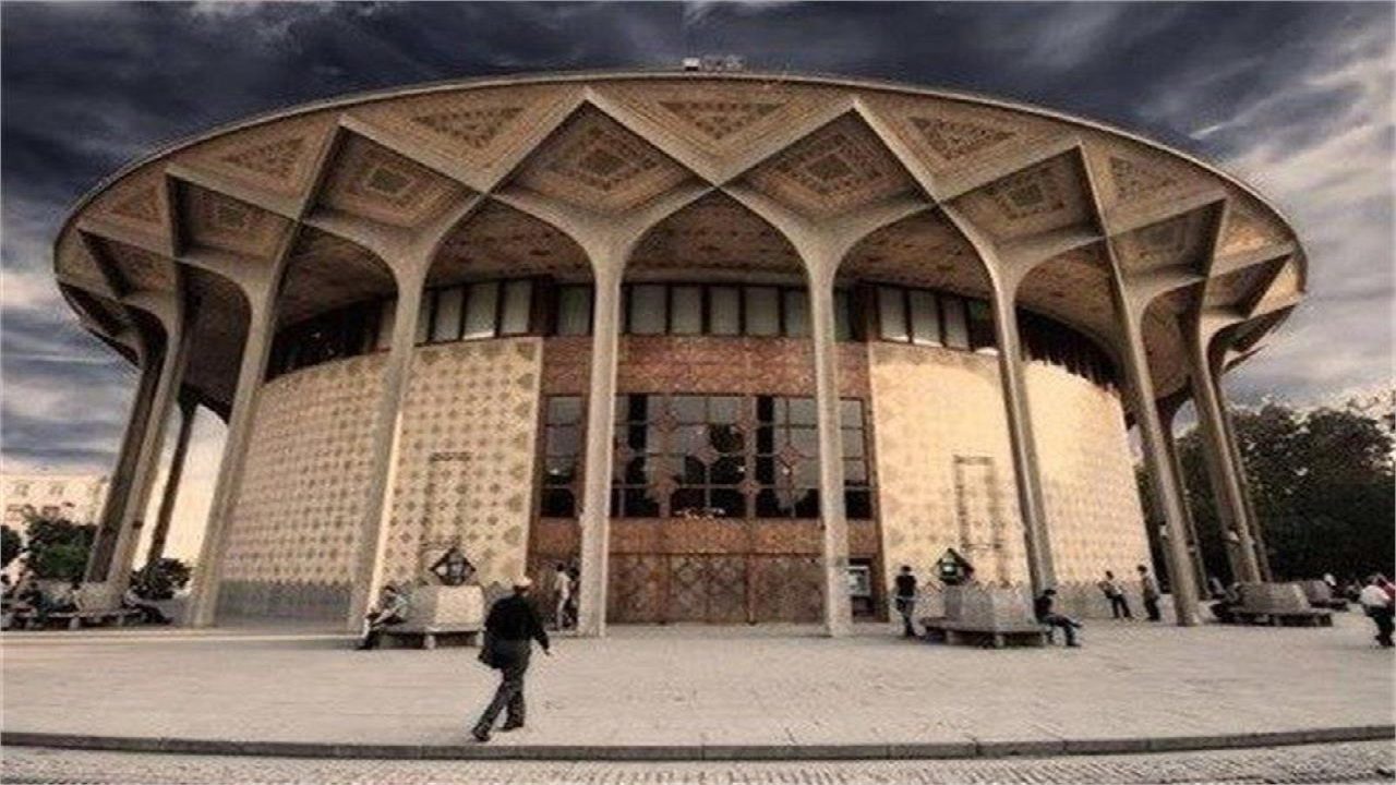 بعد از ۳۰ سال حریم به تئاتر شهر می‌آید