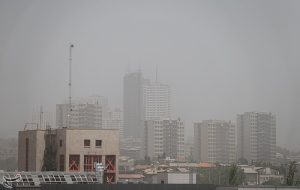 هواشناسی ایران ۱۴۰۲/۰۹/۱۲؛ تداوم افزایش آلودگی هوای تهران تا سه‌شنبه