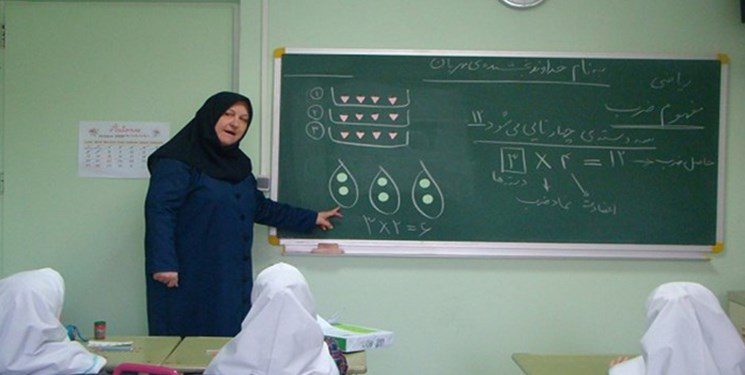 حقوق آذر ماه معلمان به همراه معوقات رتبه‌بندی پرداخت می‌شود