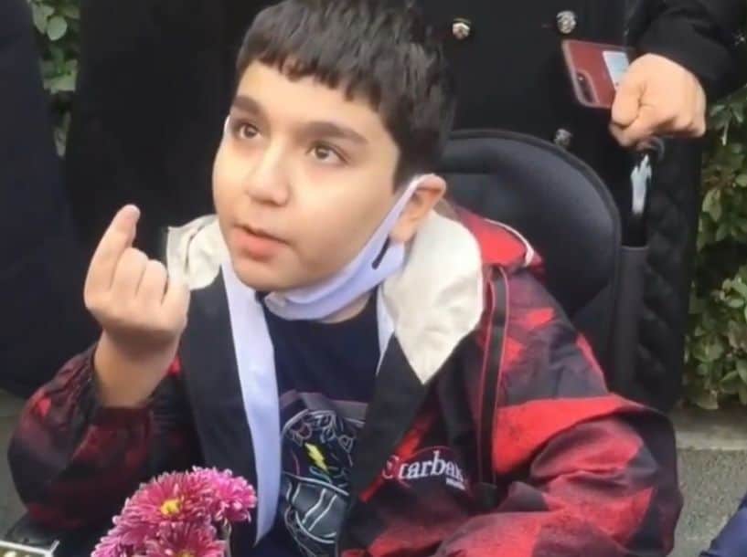 سینا علیخانی در ICU بستری شد