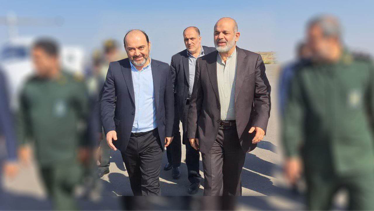 وزیر کشور وارد جزیره راهبردی بوموسی شد