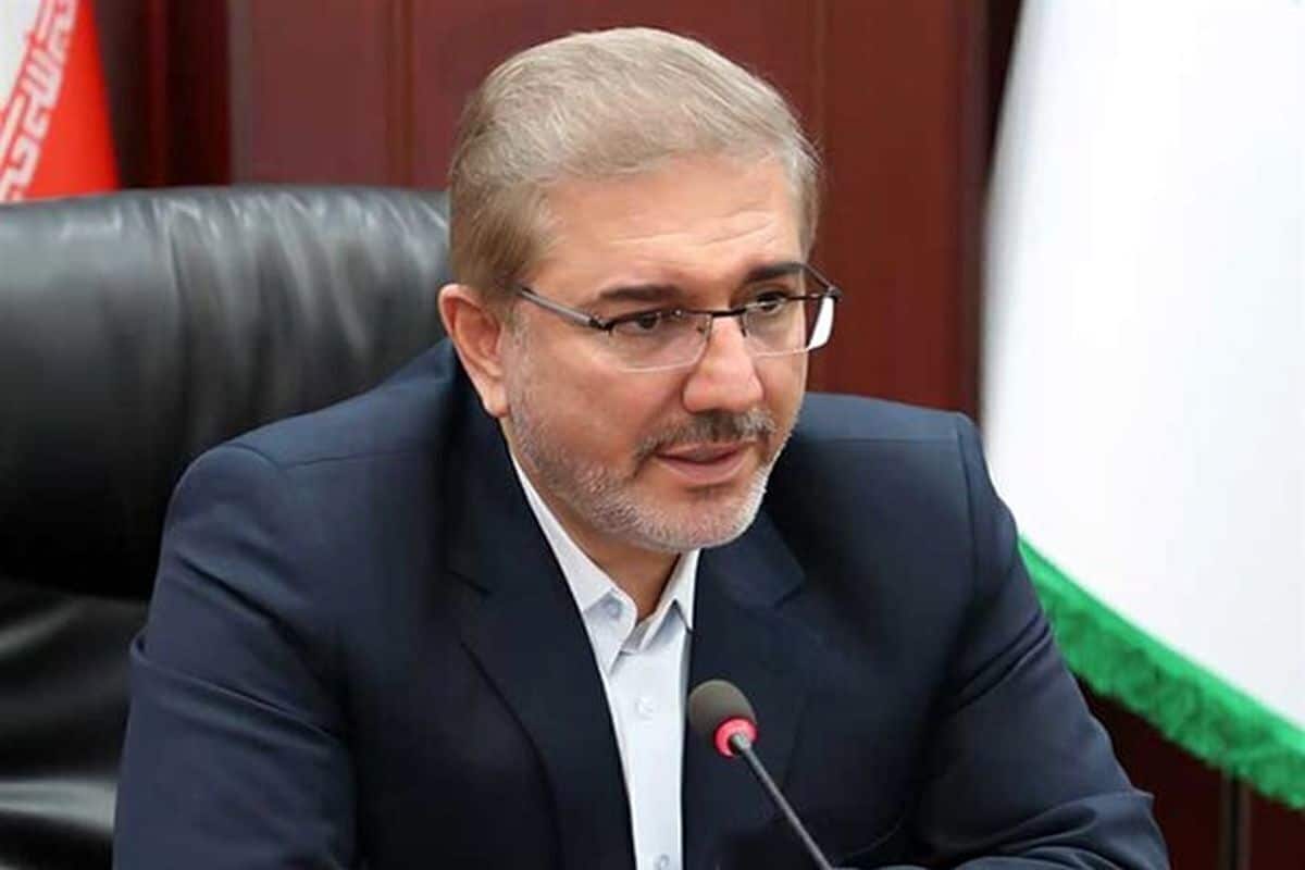 افزایش پلکانی حقوق کارمندان در سال آینده