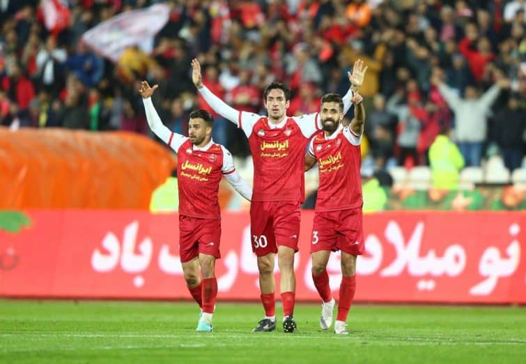 پرسپولیس 2-1 شمس آذر / پیروزی تماشایی مقابل حریف و داور با 10 بازیکن