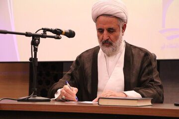 ذوالنوری:اشتباهی به افزایش سن بازنشستگی رأی دادم