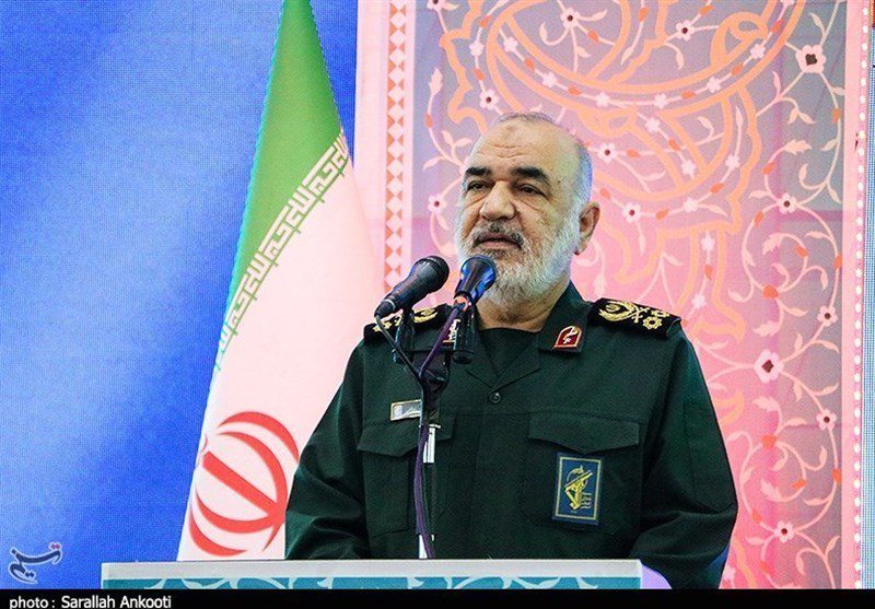 واکنش سرلشکر سلامی به تهدیدات مقامات آمریکایی: هیچ تهدیدی را بدون پاسخ نمی‌گذاریم‌