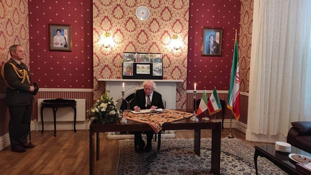 حضور رئیس‌جمهور ایرلند در سفارتخانه ایران