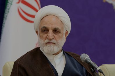 مردم پای آرمان‌های انقلاب ایستاده اند/ضرورت رفع شبهات دشمنان