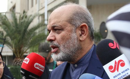 وحیدی: محدودیتی در فروش نان نداریم