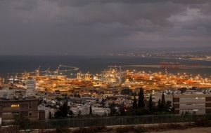 انفجار و به صدا در آمدن آژیر خطر در شهر حیفا