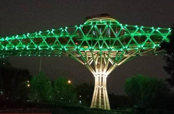 پل طبیعت امشب سبز می‌شود