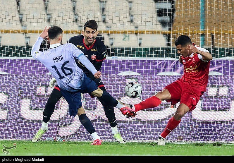کرمانی‌مقدم: پرسپولیس برای قهرمانی به یک بیرانوند آماده نیاز دارد