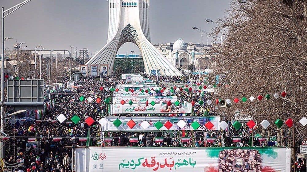 تمهیدات ترافیکی مراسم ۲۲ بهمن/ خدمت رسانی اتوبوسرانی به راهپیمایان
