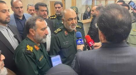 از ملت ایران درخواست می‌کنم انتخابات پیش‌رو را بسیار سرنوشت‌ساز بدانند