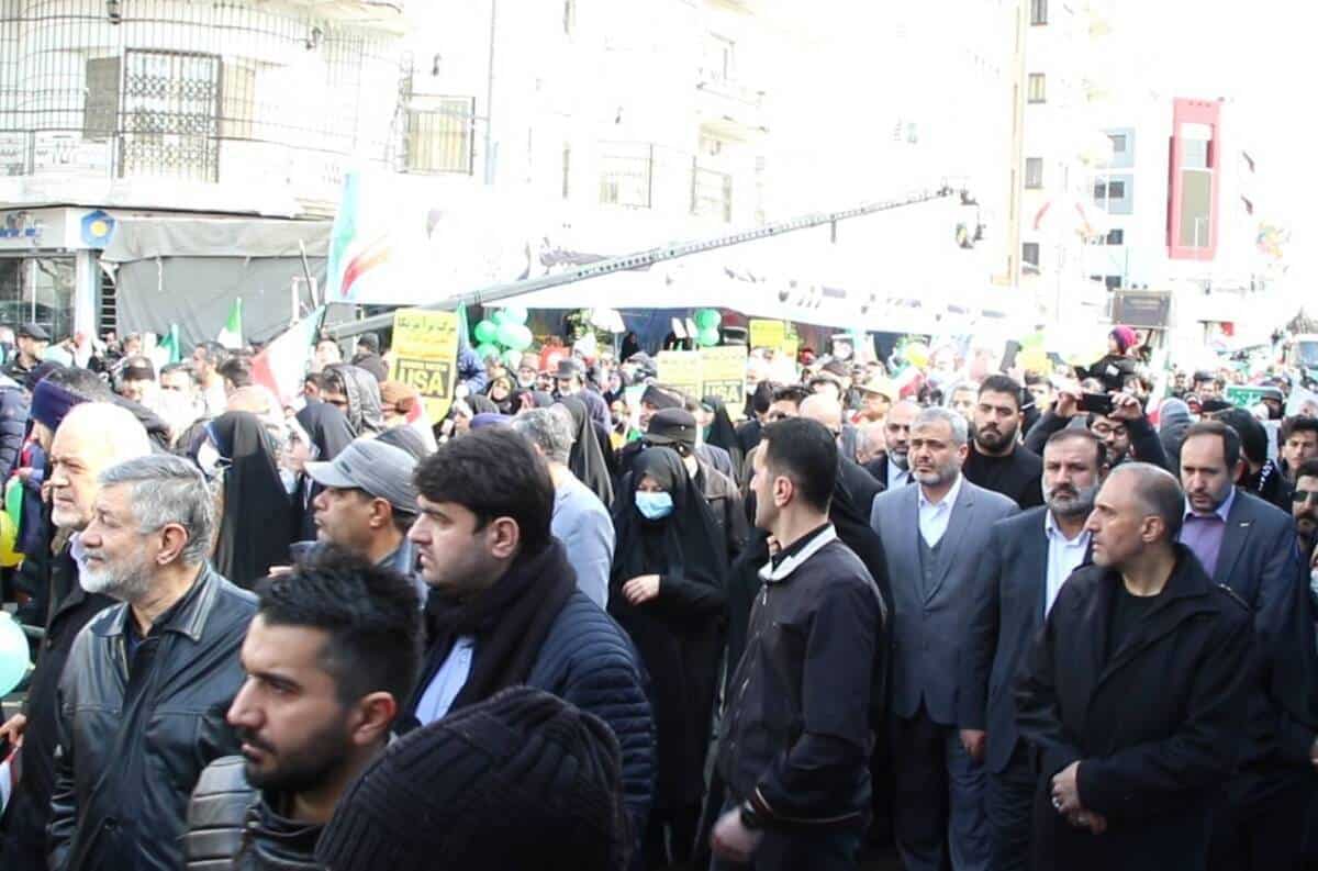 امروز این حضور باشکوه مردم در راهپیمایی ۲۲ بهمن وجود دشمنان نظام و انقلاب را به لرزه در می‌آورد