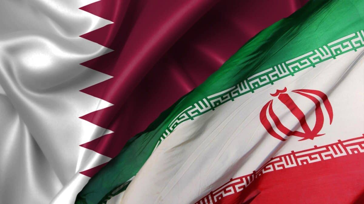 چند مقایسه بین ایران و قطر