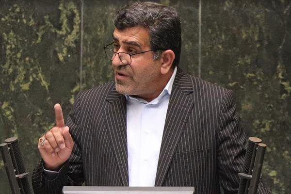 بابایی، نماینده مجلس: با ارائه لایحه، مشکل دستمزد کارگران حل نمی شود