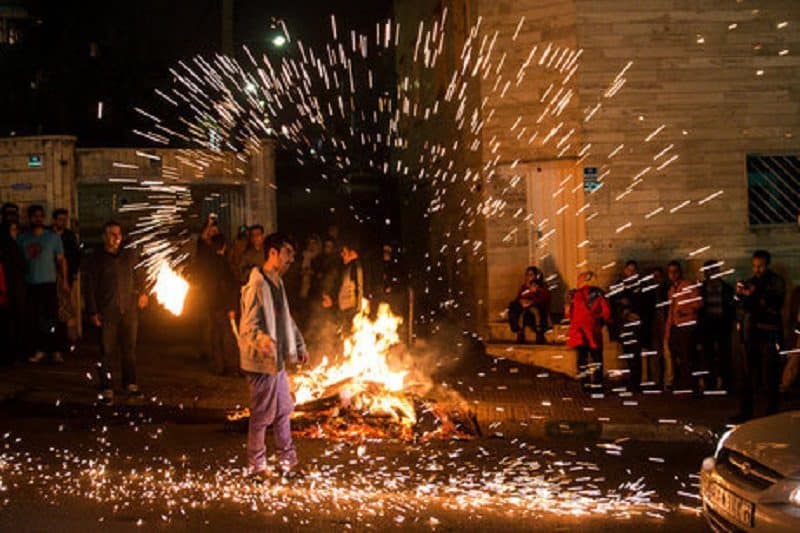 چهارشنبه‌سوری یا چهارشنبه‌سوزی؟ نکات و توصیه‌ها
