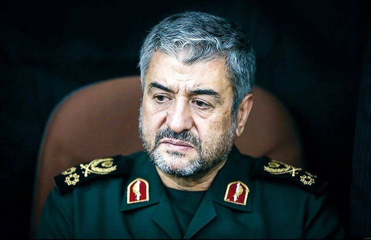 سردار جعفری: فعالیت آمران به معروف در مترو تئاترشهر متوقف نخواهد شد