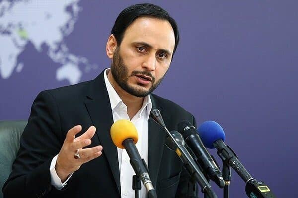 ساعت کاری کارکنان ادارات در ماه رمضان از ۷ تا ۹ صبح شناور است
