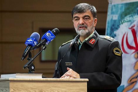 سردار رادان : چشم مردم وقتی به بی حیایی عادت کند، آرام آرام غیرت گرفته می شود