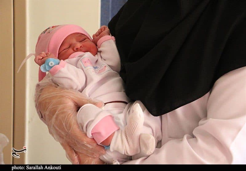 وزارت بهداشت: باورهای نادرست درباره فرزندآوری را اصلاح کردیم