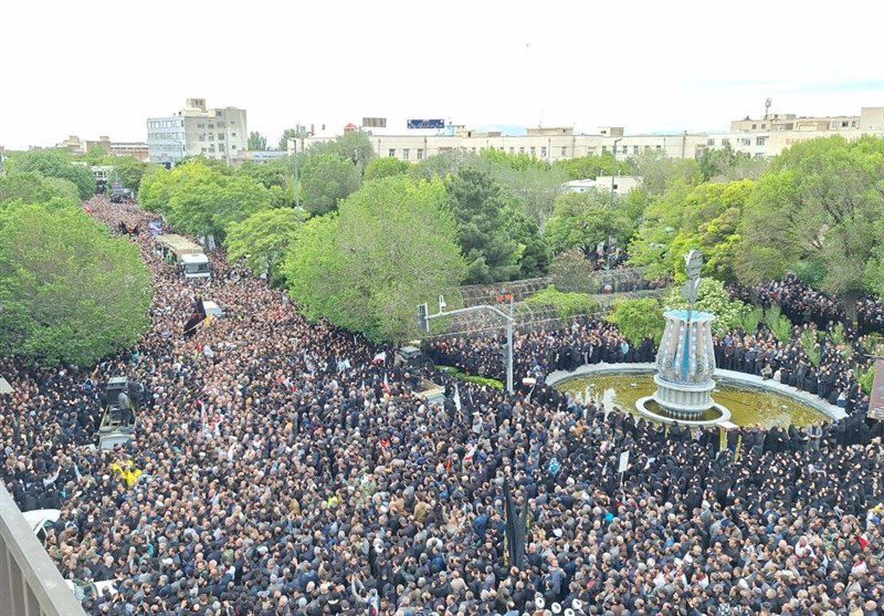 آغاز تشییع شهیدان خدمت/ وداع باشکوه آذربایجان با سید محرومان