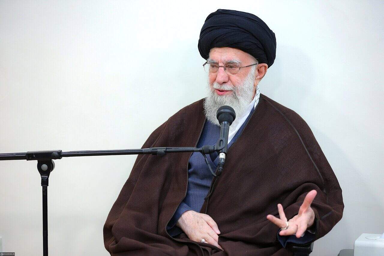 واکنش رهبر انقلاب به سانحه بالگرد رئیسی