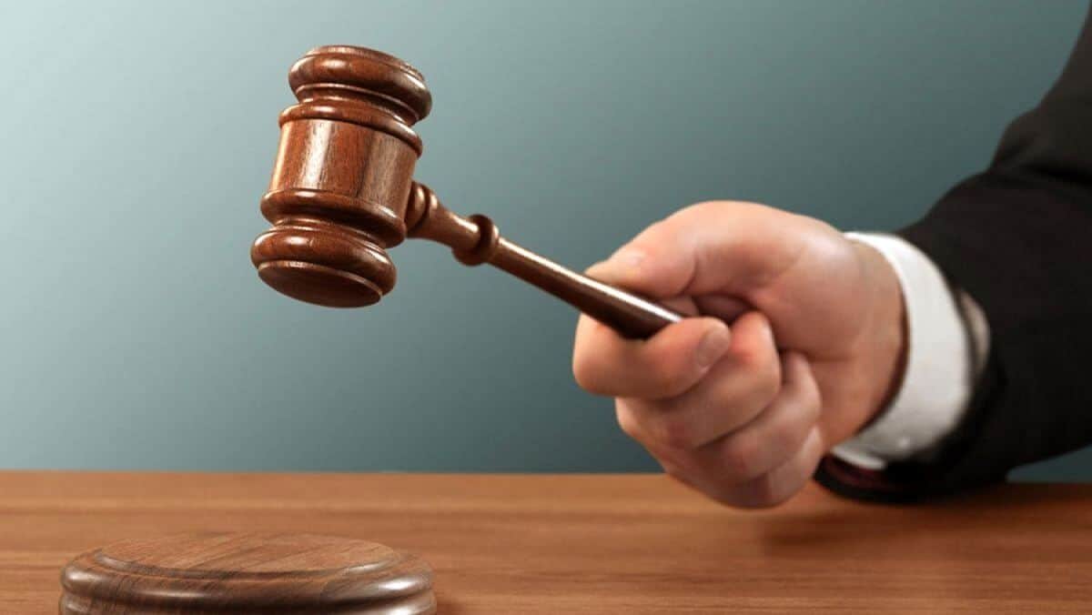 یکی از متهمان پروندۀ فساد در فوتبال آزاد شد