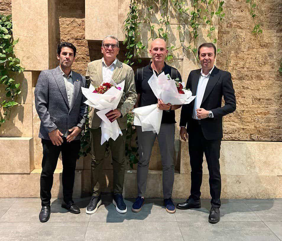 سرمربی پرسپولیس وارد ایران شد