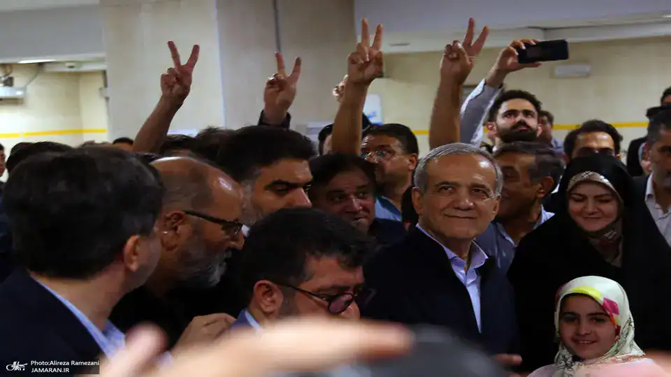 پزشکیان: اینکه رای‌ها درست خوانده شد به لطف رهبری بود