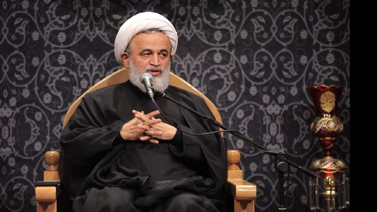هرکس در دنیا با حق باشد، وضعش ثابت است