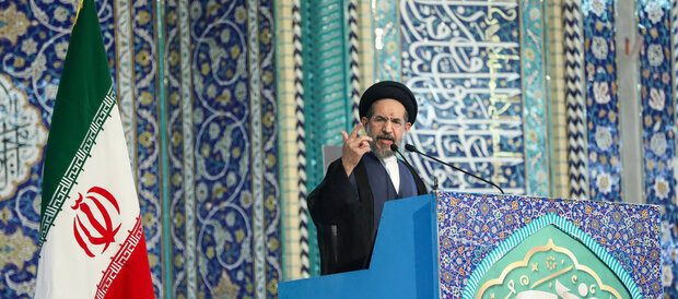 تصمیم درستی که شهید رئیسی در حذف ارز ترجیحی اتخاذ کرد پرهزینه اما بسیار سازنده بود