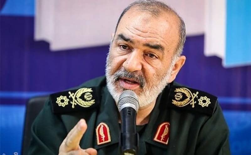 سرلشکر سلامی: ایران در مقابل هیچ قدرتی کرنش نمی‌کند و با هیچ ظالمی سر سازش ندارد