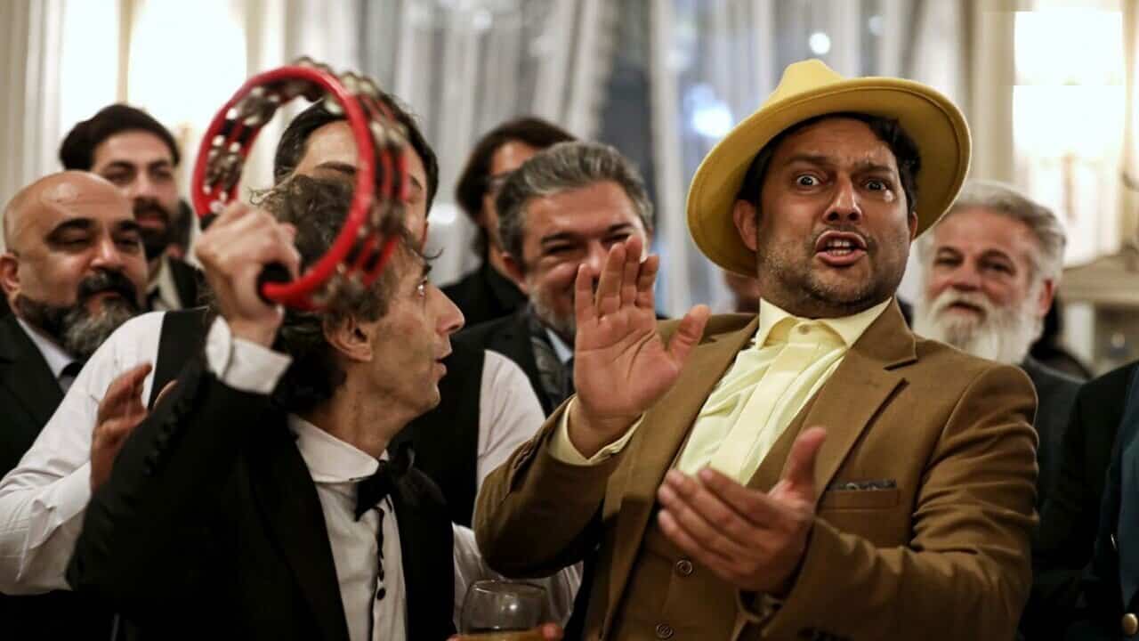 دیالوگ‌های حامد بهداد و سحر دولتشاهی در «مفت‌بر» سخیف و بی‌اعتبار هستند