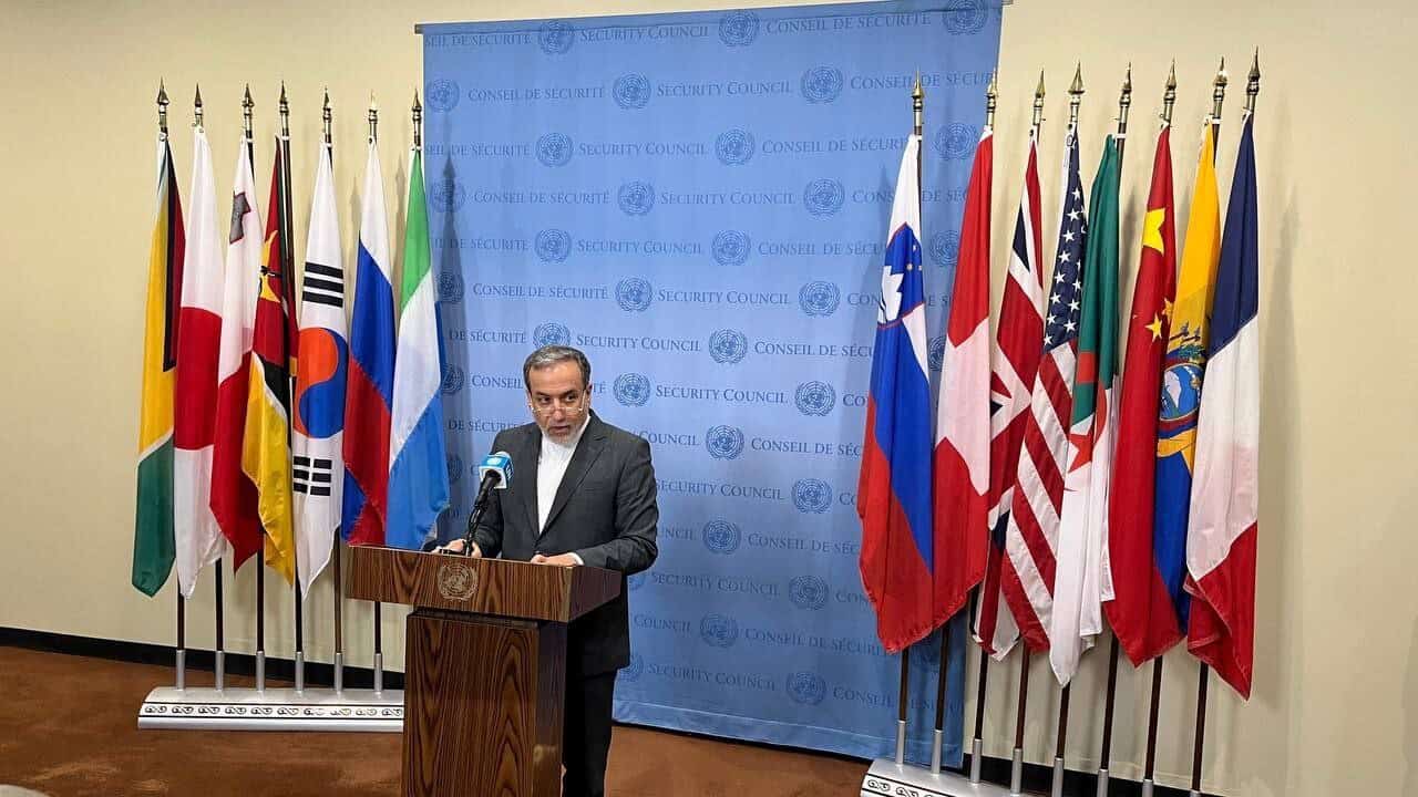 عراقچی: حزب‌الله خود تصمیم می‌گیرد و به تنهایی قادر است از لبنان و مردم لبنان محافظت کند