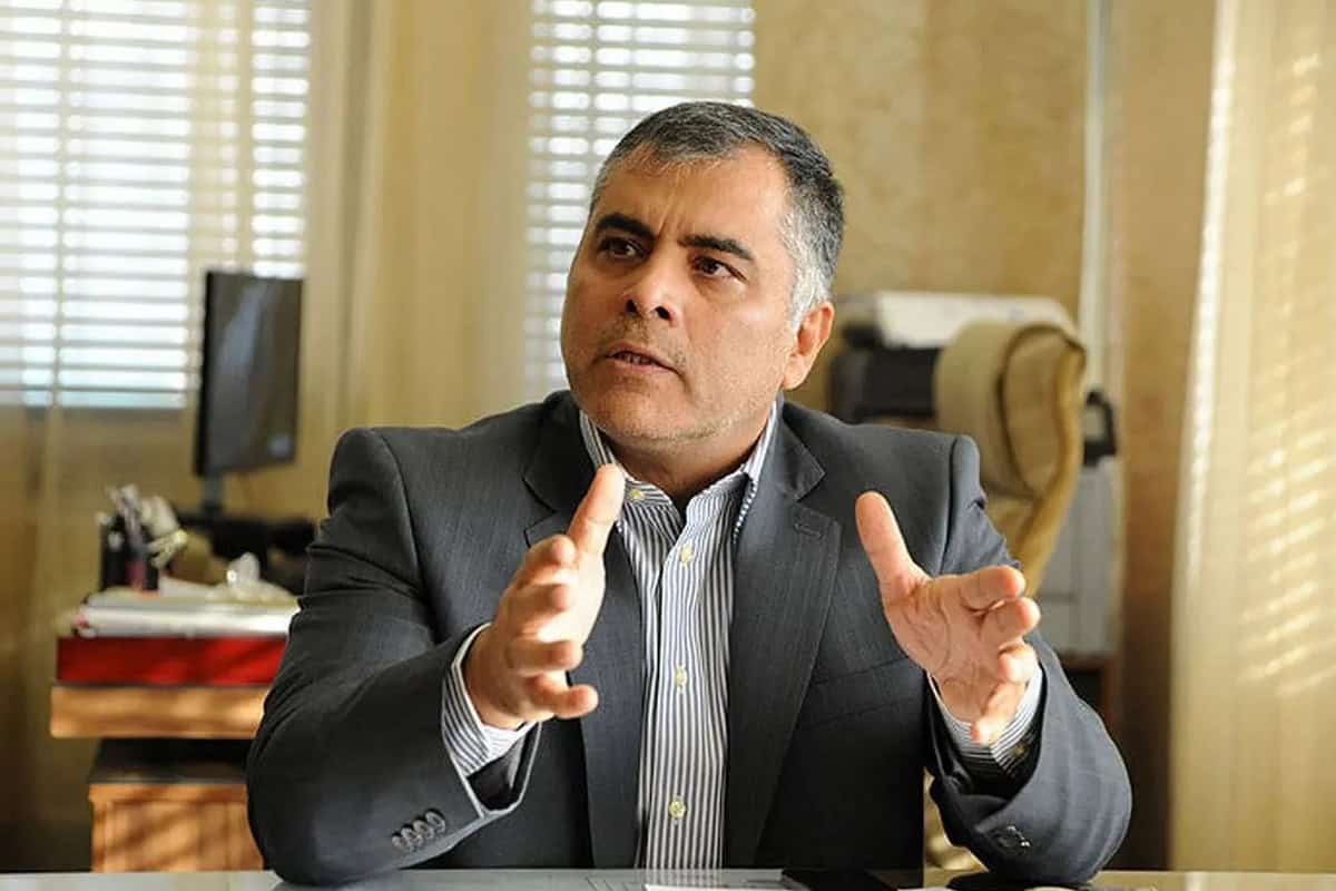 واکنش وزیر نفت به آتش‌سوزیِ پالایشگاه شوشتر: دلیل این حادثه قصور نیروی انسانی بود